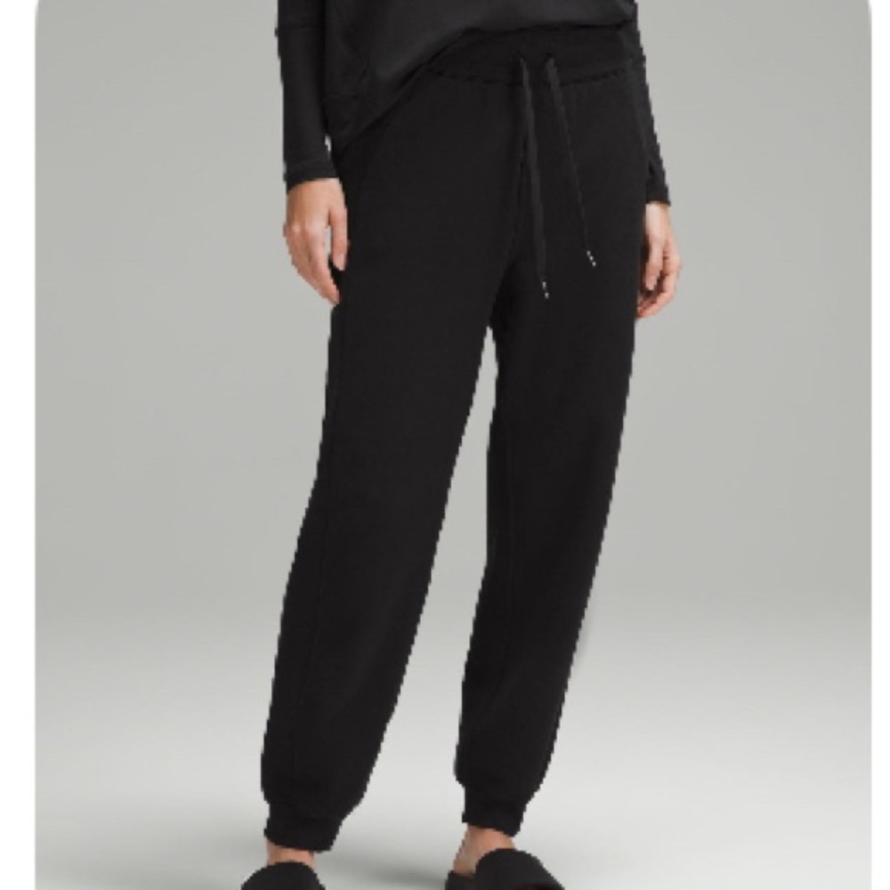COPY - Lululemon Scuba Joggers